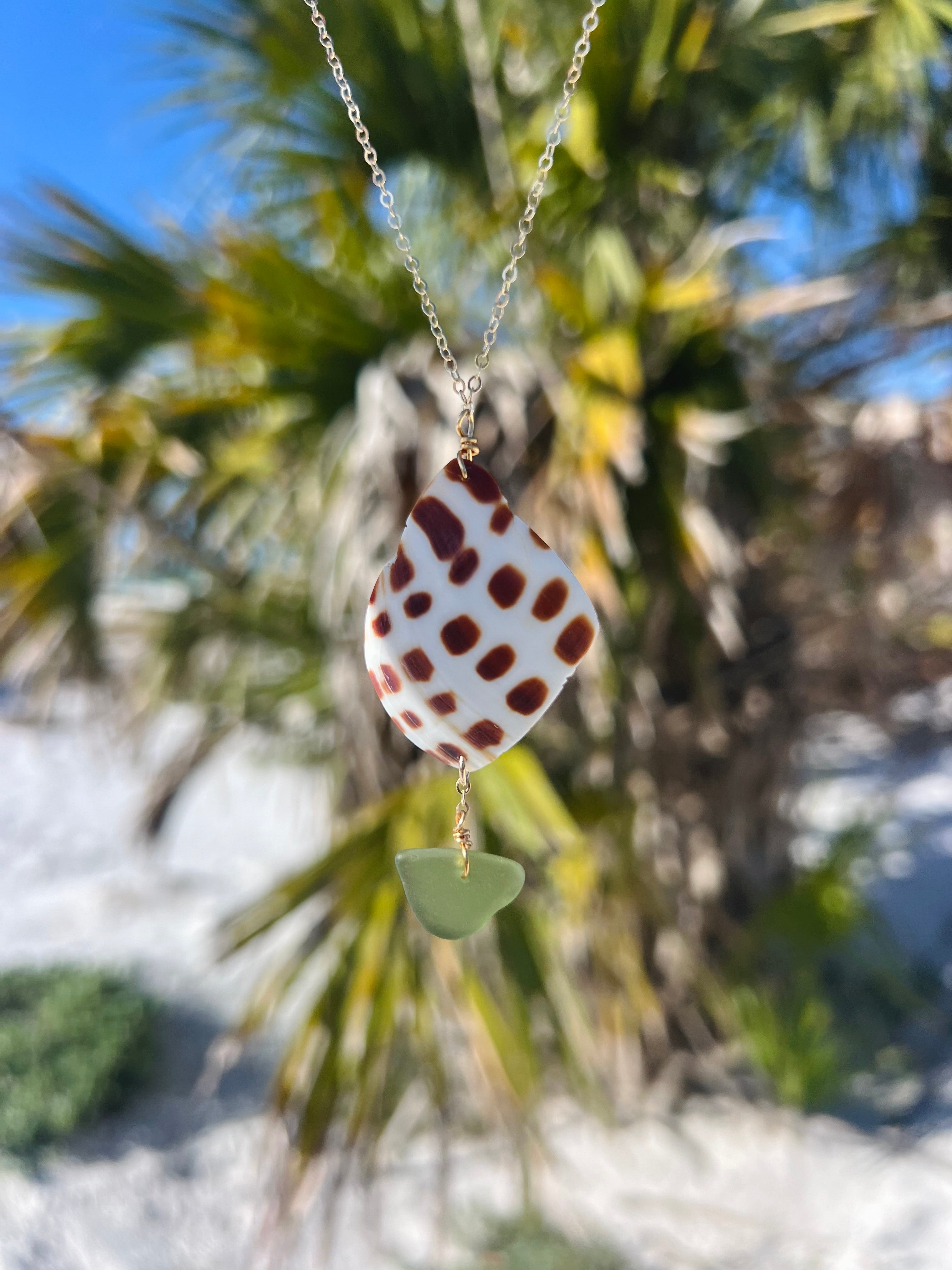 Junonia Drip Necklace